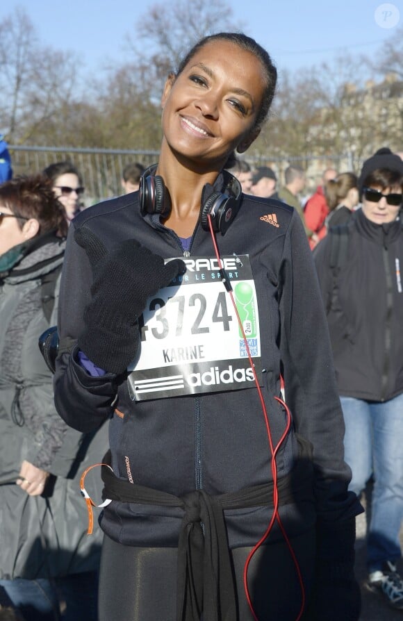 Karine le Marchand, au départ du Semi-Marathon de Paris pour l'association Naked Heat Foundation le 2 mars 2014