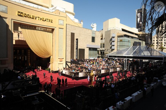 Atmosphère près du Dolby Theatre où se tiennent les Oscars - 24 février 2013