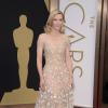 Cate Blanchett en Armani, sur le tapis rouge des Oscars le 2 mars 2014