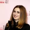 Julie Gayet pose à la 39e cérémonie des César au théâtre du Châtelet à Paris, le 28 Février 2014.