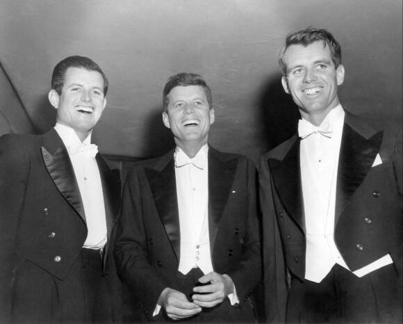 Edward, John F., et Robert Kennedy, à Washington le 22 novembre 1963.
