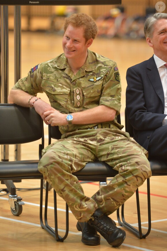 Le prince Harry au Queen Elizabeth Park le 6 mars 2014 lors de l'annonce des Invictus Games qui se tiendront à Londres du 10 au 14 septembre.