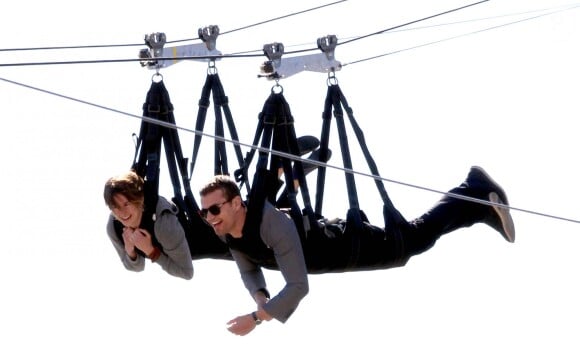 Shailene Woodley et Theo James font la promotion du film "Divergent" à Los Angeles le 3 février 2014
