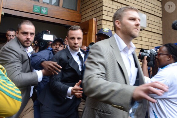 Oscar Pistorius lors de son procès devant la Haute Cour de Pretoria où il doit répondre du meurtre de Reeva Steenkamp, le 3 mars 2014