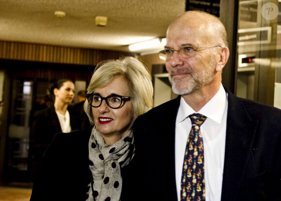 Arnold et Lois Pistorius lors du procès de leur fils devant la Haute Cour de Pretoria où il doit répondre du meurtre de Reeva Steenkamp, le 3 mars 2014