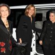  La reine Sofia d'Espagne avec sa soeur Irène de Grèce et sa fille la princesse Cristina d'Espagne à Athènes le 5 mars 2014 pour la projection d'un documentaire sur Paul Ier de Grèce. 