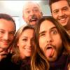 Selfie de Jared Leto avec l'équipe de C à vous, le vendredi 7 mars.