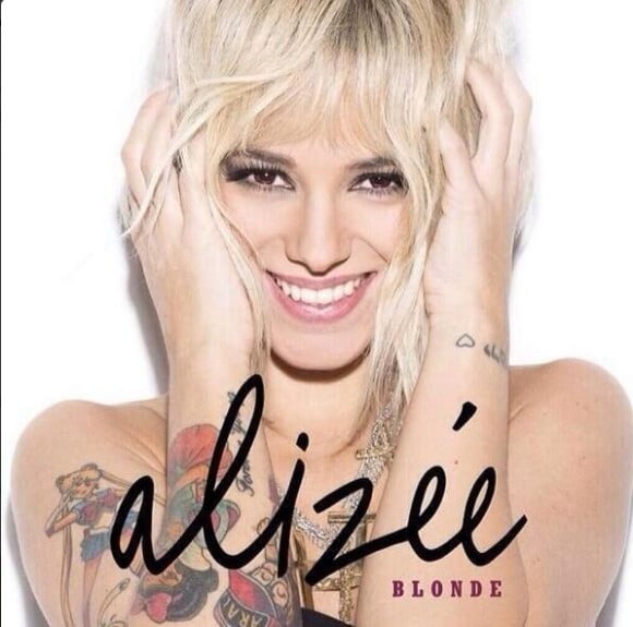 Alizée annonce son retour en "Blonde", pour le 21 mars 2014.