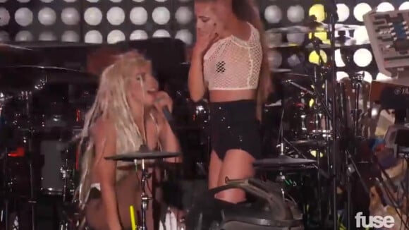 Lady Gaga recouverte de vomi : Une prestation choc au festival SXSW