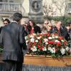 Exclusif - Michel Piccoli aux obsèques de Jean-Louis Bertuccelli au cimetière du Montparnasse à Paris le 14 mars 2014.