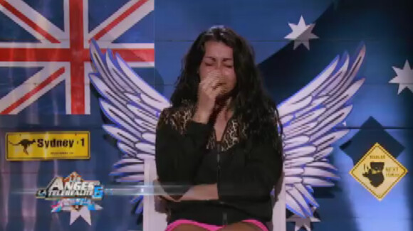 Shanna en larmes dans Les Anges de la télé-réalité 6 sur NRJ 12 le mardi 18 mars 2014
