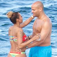 Mel B, ultra-hot en bikini avec son mari : L'ex-Spice Girl tout en fesses !