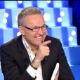 Laurent Ruquier présente l'émission  On n'est pas couché  le samedi 8 mars 2014.