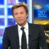 Laurent Delahousse révèle qu'il galérait avec les filles au lycée dans le journal télévisé de France 2, le 16 mars 2014, avec comme invité Manu Payet