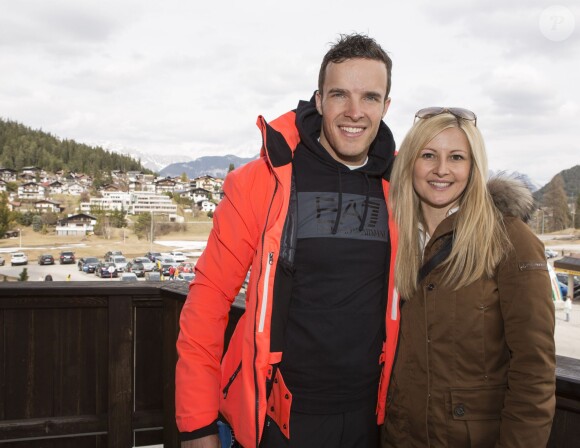 Christof Innerhofer et sa compagne Martina lors de l'événement World Stars Ski au profit de Star Team for Children, association fondée par le prince Albert II de Monaco, le 22 mars 2014 à Seefeld in Tyrol, en Autriche.