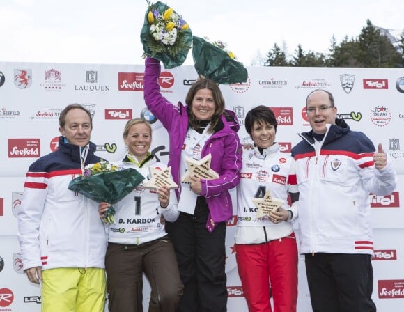 Denise Karbon, Pernilla Wiberg, Isolde Kostner, et Albert de Monaco lors de l'événement World Stars Ski au profit de Star Team for Children, association fondée par le prince Albert II de Monaco, le 22 mars 2014 à Seefeld in Tyrol, en Autriche.