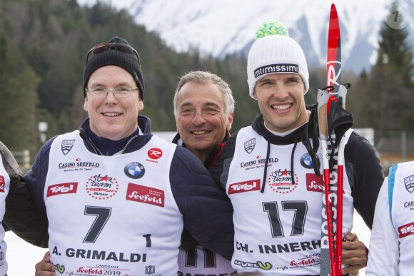 Albert de Monaco, Riccardo Patrese et Christof Innerhofer lors de l'événement World Stars Ski au profit de Star Team for Children, association fondée par le prince Albert II de Monaco, le 22 mars 2014 à Seefeld in Tyrol, en Autriche.