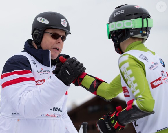 Le prince Albert II de Monaco lors de l'événement World Stars Ski au profit de Star Team for Children, association fondée par le prince Albert II de Monaco, le 22 mars 2014 à Seefeld in Tyrol, en Autriche.