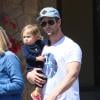 Chris Hemsworth et sa fille India Rose à Los Angeles, le 27 mars 2014.