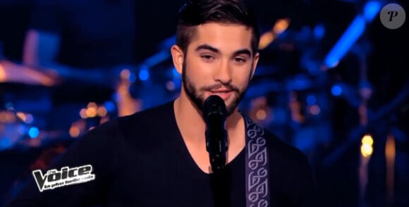 Kendji lors de l'épreuve ultime de The Voice 3, le samedi 29 mars 2014 sur TF1