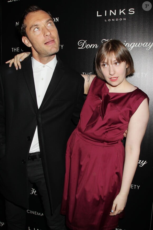 Jude Law et Lena Dunham à la première du film Dom Hemingway à New York le 27 mars 2014.