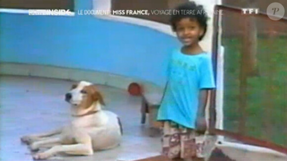 Flora Coquerel à l'âge de trois ans dans 50 Minutes Inside sur TF1, le samedi 29 mars 2014.