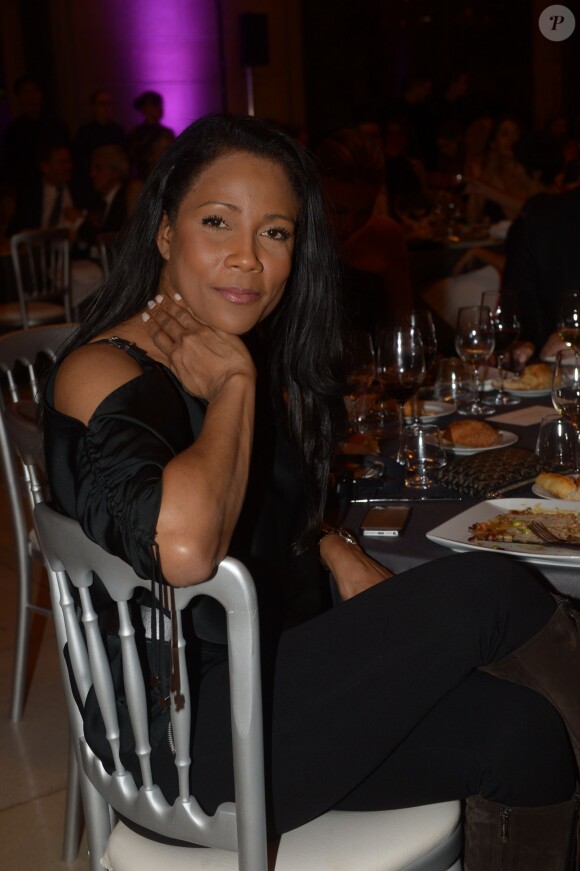 Christine Kelly au dîner en l'honneur d'UNITAID au Conseil économique, social et environnemental à Paris, le 1er avril 2014.