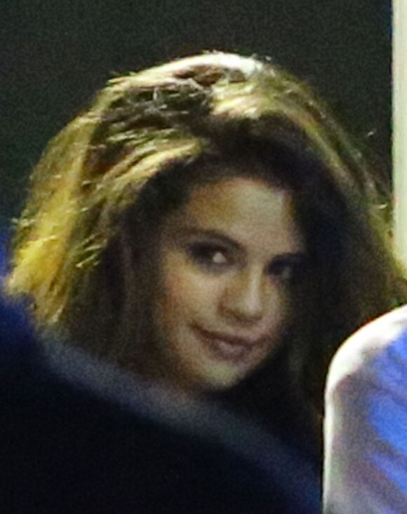 Selena Gomez rend visite à Justin Bieber dans les studios Hit Factory en compagnie de la jeune Madison Beer à Miami, le mardi 8 avril 2014.