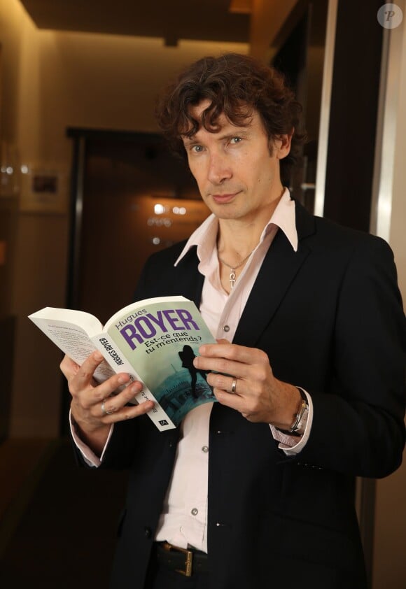 Hugues Royer - Lancement du nouveau roman de Hugues Royer 'Est-ce que tu m'entends ?' à l'hôtel Bel-Ami, à Paris, le 10 avril 2014.