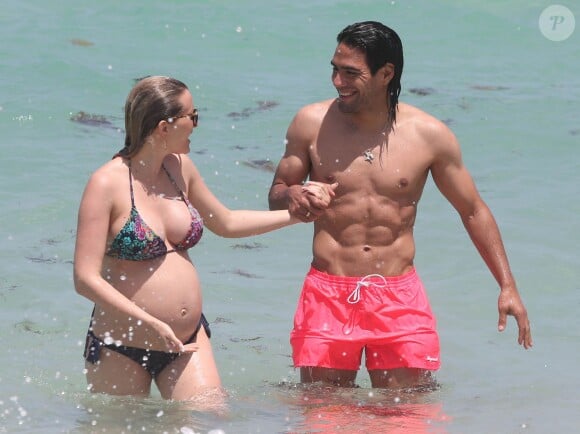 Radamel Falcao avec sa femme Lorelei Taron à Miami, le 18 Juin 2013