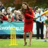 Le duc et la duchesse de Cambridge ont pris part le 14 avril 2014 à un événement pour la promotion de la Coupe du monde de cricket 2015, à Christchurch, en Nouvelle-Zélande, au 8e jour de leur tournée officielle.