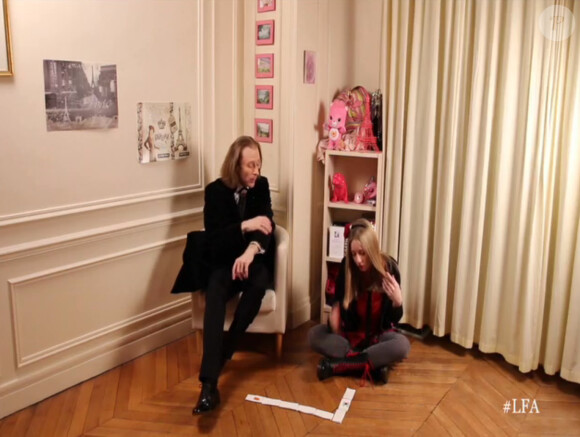 Capucine et Morgan Ackermann dans la capsule 'L'araignée', visible sur leur site internet.