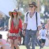 Vanessa Hudgens et son petit ami Austin Butler lors du 3e jour du festival de Coachella, le 13 avril 2014.