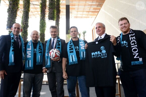 David Beckham et ses partenaires lors de l'annonce de l'implantation d'une nouvelle franchise de foot à Miami, le 5 février 2014