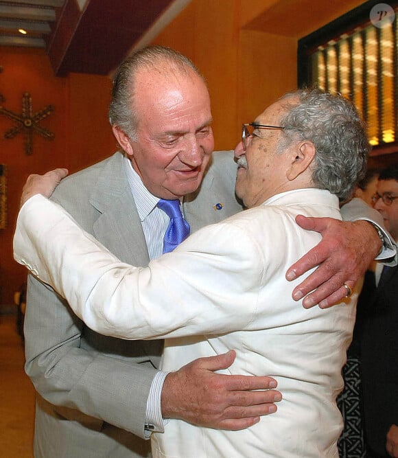 Le roi Juan Carlos et Gabriel Garcia Marquez, lors du IVe Congrès internation de la Langue Espagnole à Carthagène des Indes en Colombie, le 26 mars 2007