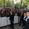 Olivier Giroud, nouvel ambassadeur du parfum Boss Bottled, était de passage à Paris chez Marionnaud pour une rencontre dédicace avec ses fans, le 17 avril 2014