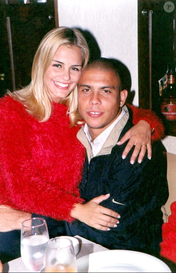 Ronaldo et Milene Domingues en 2001. 
