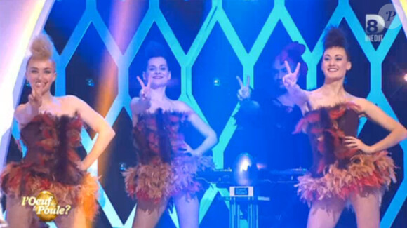 Les trois danseuses de l'Oeuf ou la Poule, émission diffusée sur D8 le 18 avril 2014.