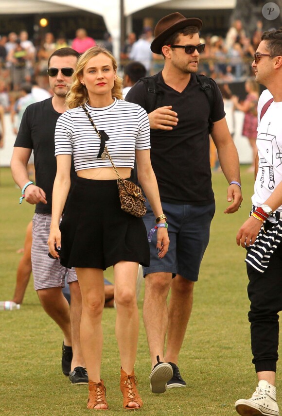 Joshua Jackson et Diane Kruger assistent aux concerts du 2e week-end du Festival de musique de Coachella à Indio (Californie), le 18 avril 2014.