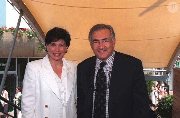 Domnique Strauss-Kahn et Anne Sinclair au tournoi de Roland-Garros, à Paris le 6 mai 1996. 