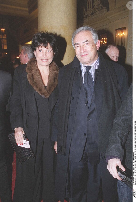 Domnique Strauss-Kahn et Anne Sinclair à Paris, le 23 janvier 2001. 