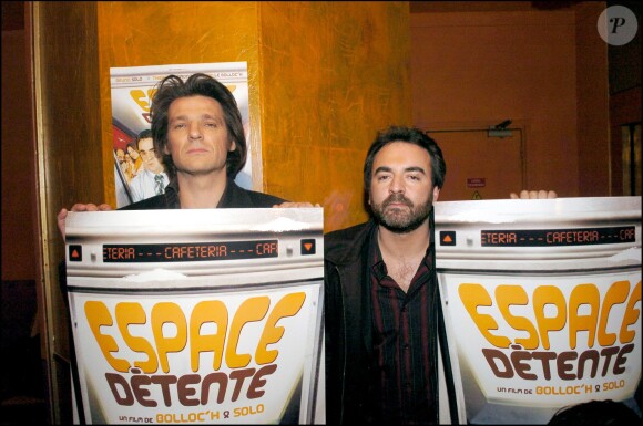 Yvan Le Bolloc'h et Bruno Solo lors de la première du film "Espace détente" en 2005.