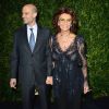 Sophia Loren et son fils Edoardo Ponti lors du 9e dîner de la maison Chanel au restaurant Balthazar pendant le Festival du film de Tribeca à New York, le 22 avril 2014.