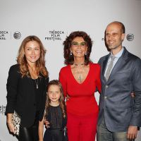 Sophia Loren : Icône, maman et grand-mère aux anges et glamour à 79 ans
