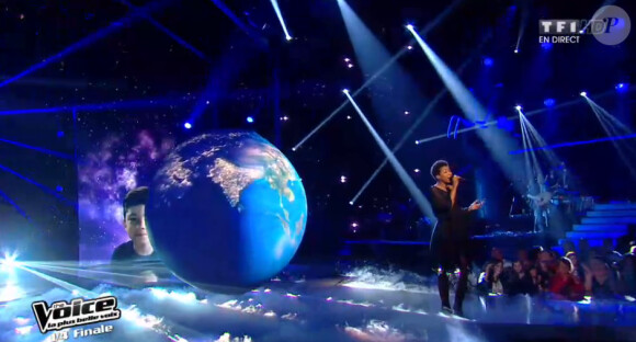 La Petite Shade (The Voice 3, émission diffusée le samedi 26 avril 2014 sur TF1.)