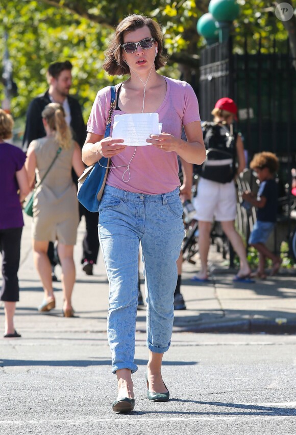 Milla Jovovich dans les rues de New York, le 25 août 2013