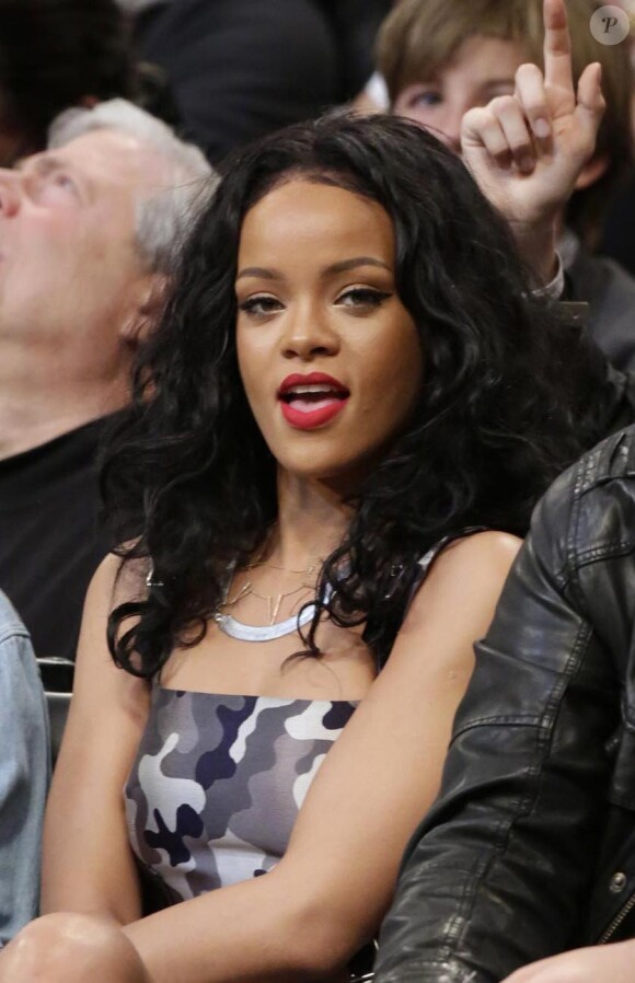 Rihanna lors du match Brooklyn Nets vs Toronto Raptors au Barclays Center. Brooklyn, le 27 avril 2014.