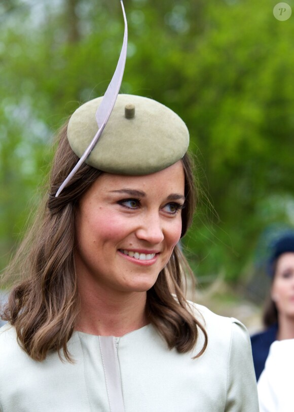 Pippa Middleton a pris part au mariage de Rowena Macrae, sa très bonne amie depuis l'école de cuisine The Grange, et Julian Osborne, qui a eu lieu à Pertshire, en Ecosse, le 26 avril 2014.