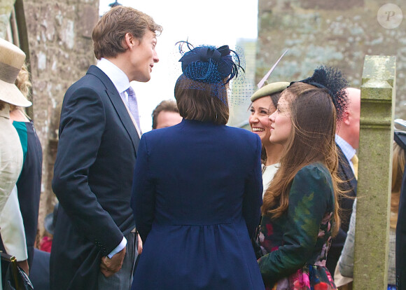 Pippa Middleton a assisté avec son petit ami Nico Jackson et ses parents Carole et Michael au mariage de Rowena Macrae, sa très bonne amie depuis l'école de cuisine The Grange, et Julian Osborne, qui a eu lieu à Pertshire, en Ecosse, le 26 avril 2014.
