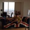 Tom Daley dans son appartement londonien, le 4 mars 2014.